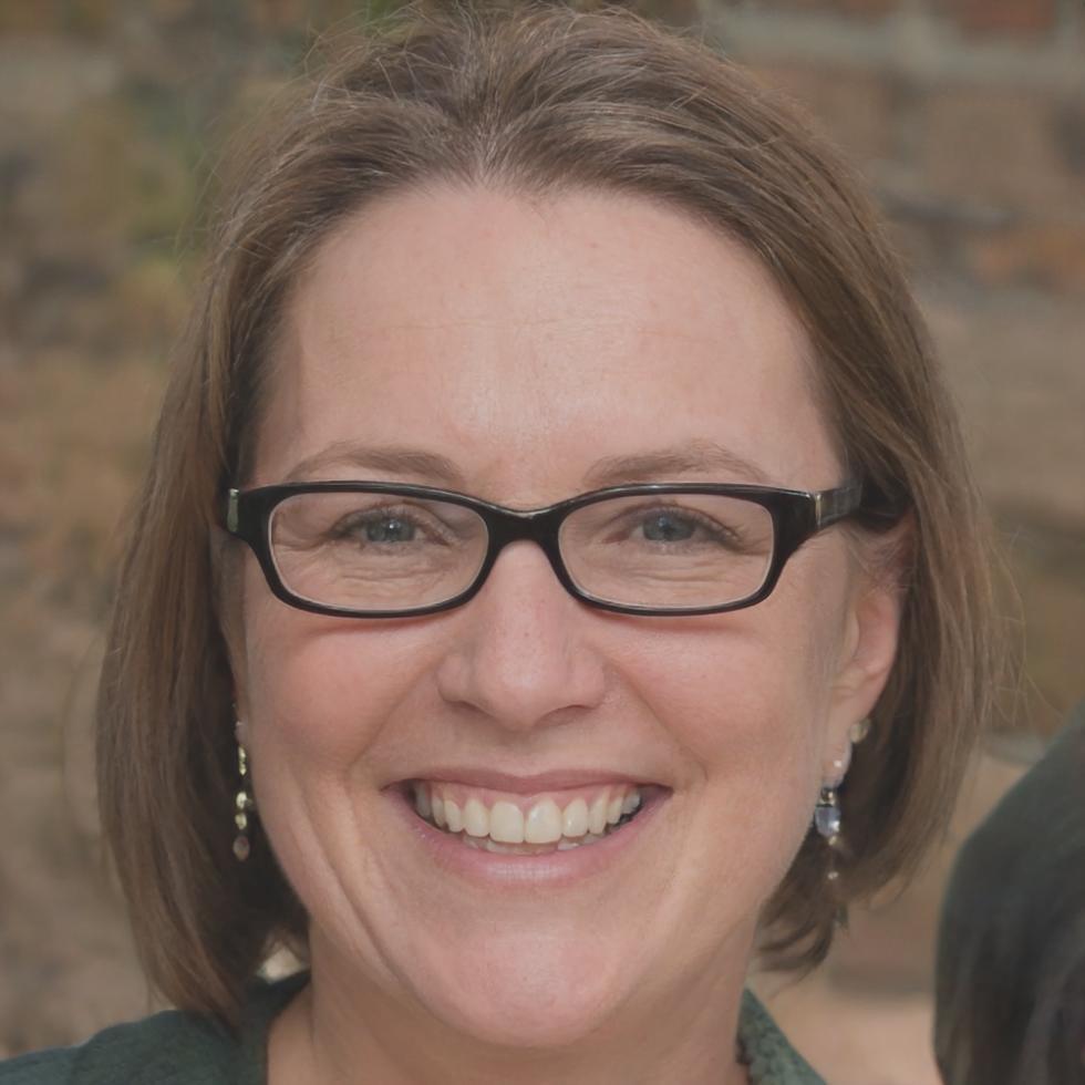Elena Martínez, Directora de Adquisiciones de Elevanophria